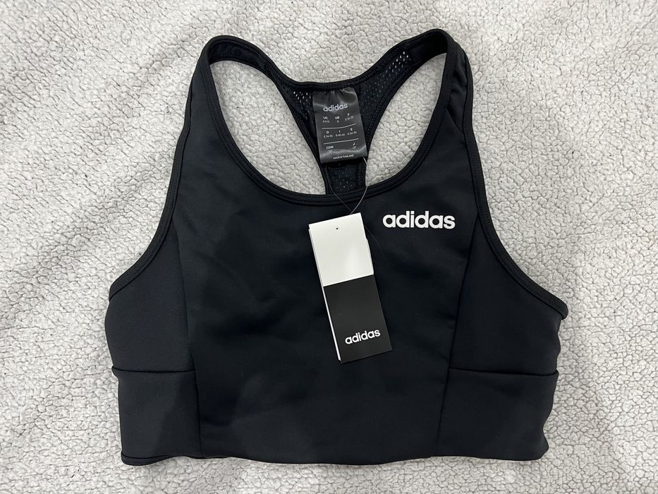 Top adidas nowy.                              .