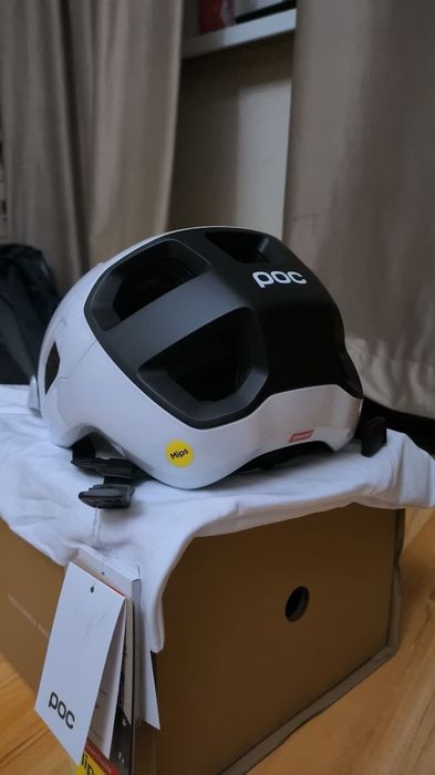Шлем велосипедный POC Cularis, легкий, для горного велосипеда, с защитой MIPS, расширенными зонами защиты на затылке и застежкой Fidlock