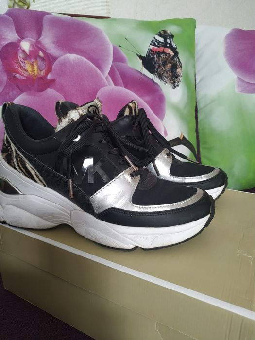 Кроссовки Michael Kors