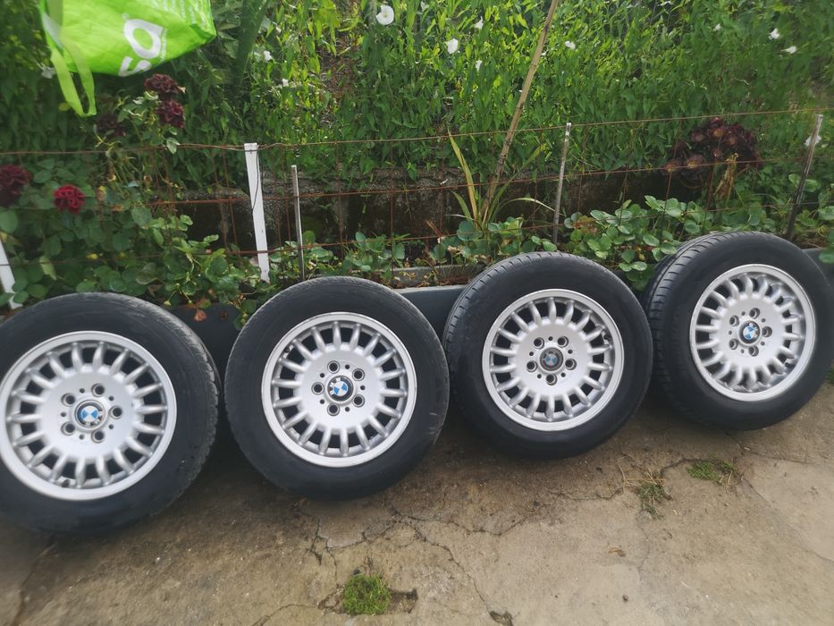 Pneus e jantes BMW origem