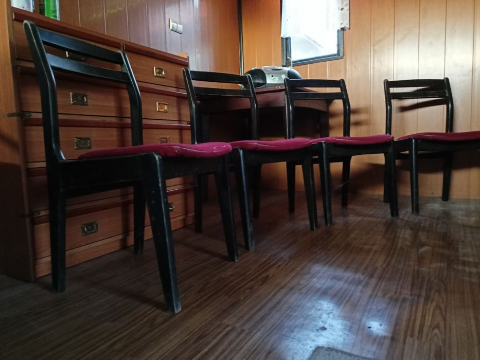 Krzesła PRL 6 sztuk