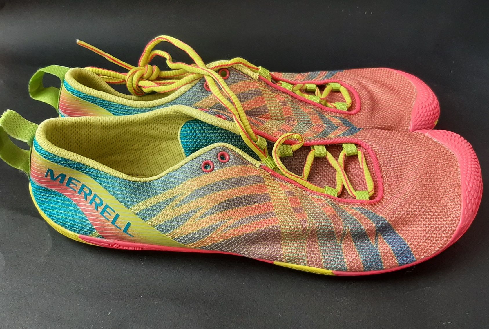 MERRELL M-Connect Series Vibram Shoes Vibrant Multi color EUC: 950 грн. - Трекінгові кросівки Калуш на Olx