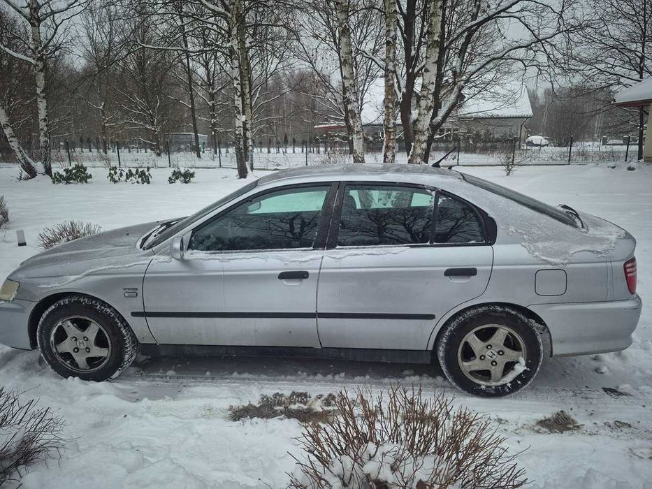 Honda Accord 1.8 LS