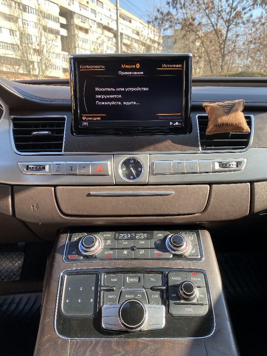 Audi a8 long 4.0 2013