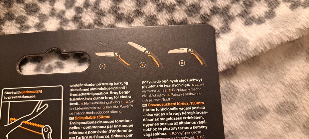 Nowa Piła Składana do Drzewa firmy Fiskars SW68 150mm