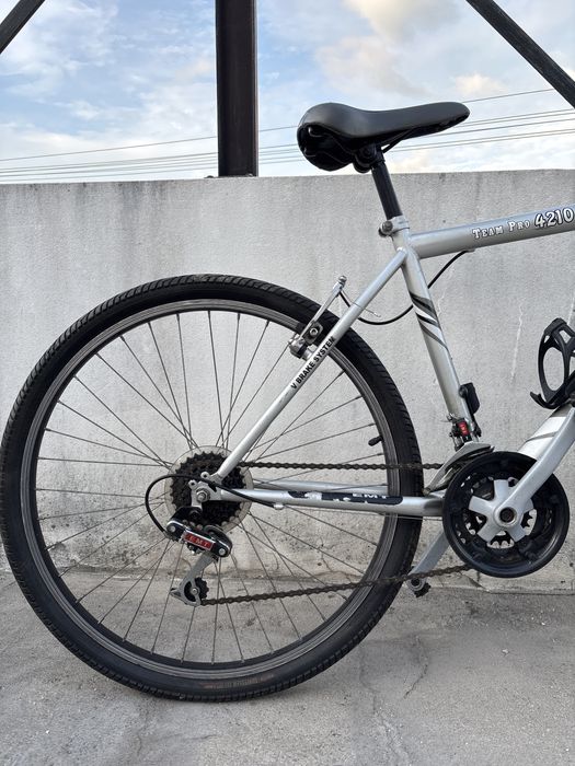 Bicicleta EMT team pro 4210