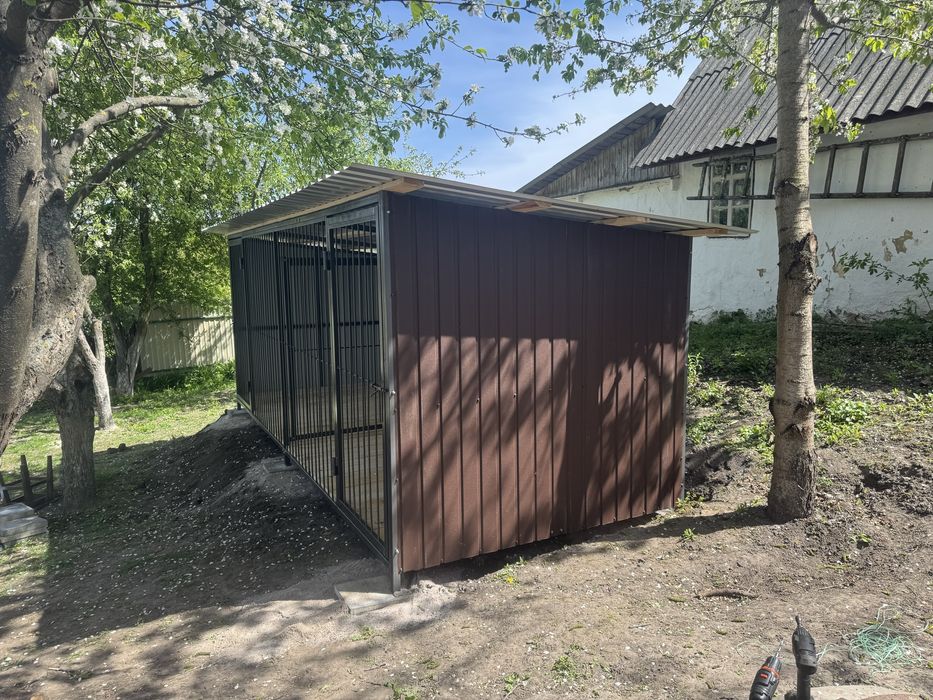 Вольєр для собак