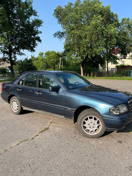 Mercedes-Benz w202 c180