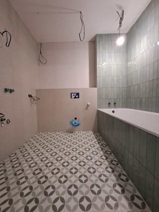 Плиточник. Професійна укладка плитки.