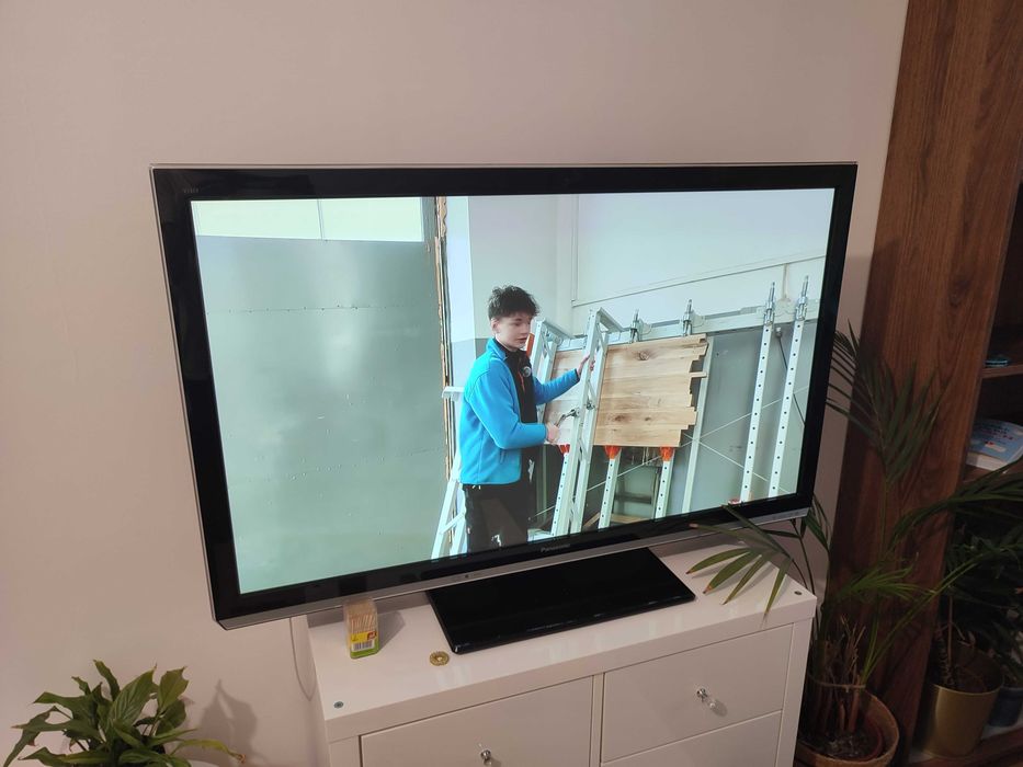 Panasonic TX-P42UT50E 42"