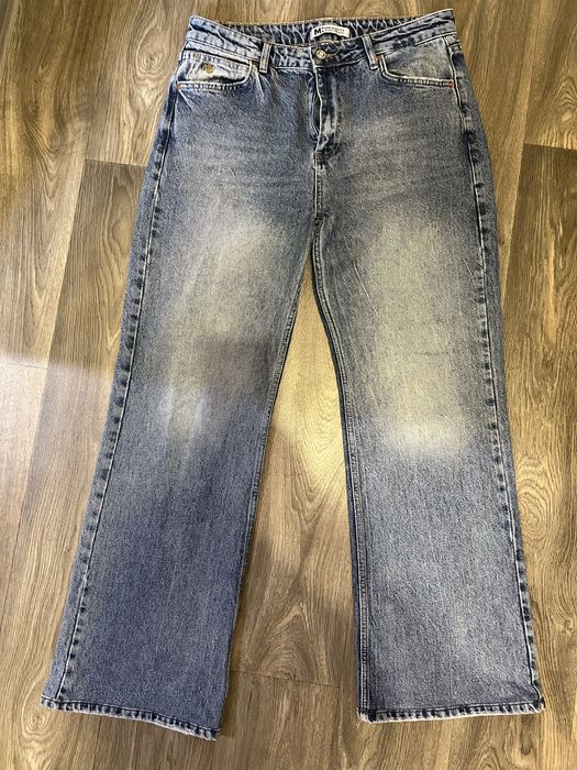 Джинси жіночі кльош