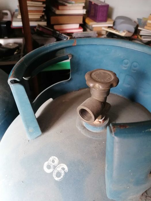 Bilha 45 kg, vasia, só 10€