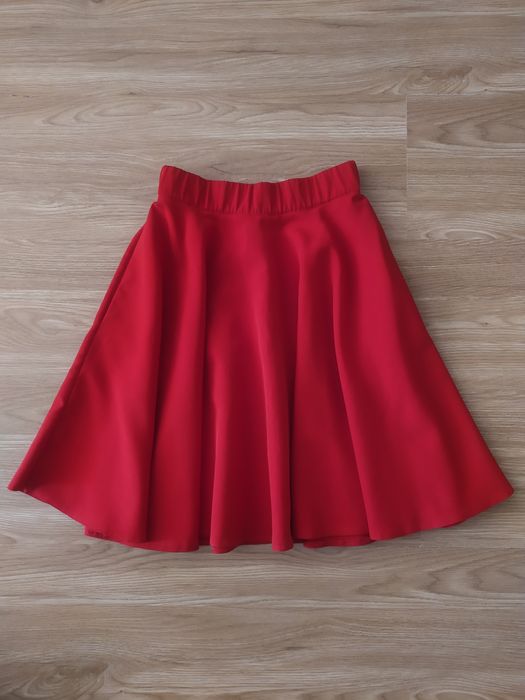 Спідниця з кишенями розміру S