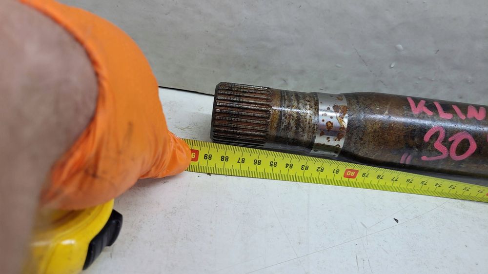 mercedes sprinter 18- 907 w907 30 zębów 89cm półoś tylna gruba 90