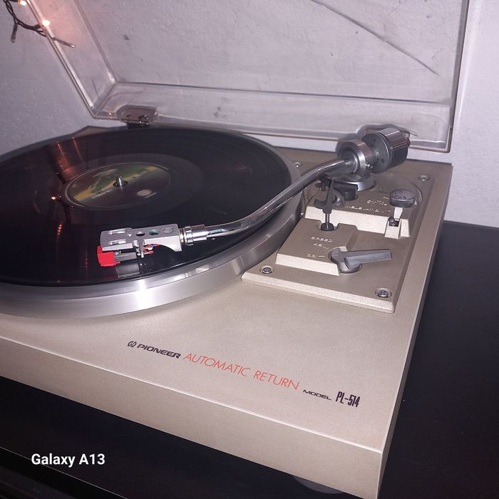 Gira-discos pioneer PL 514