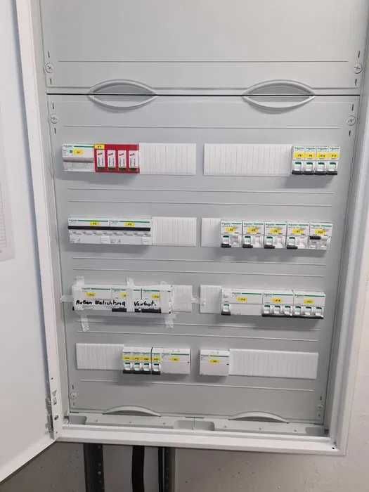 Elektryk / Instalacje Elektryczne