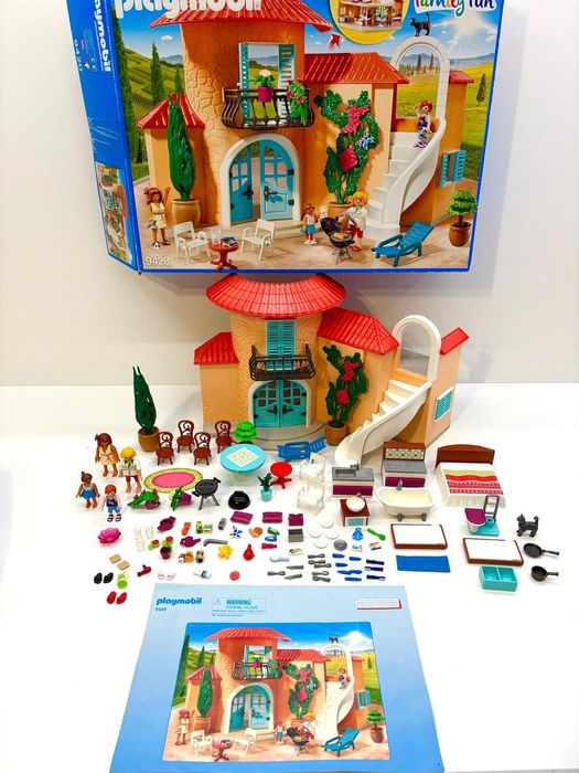 Playmobil 9420 Family Fun Playmobil, Słoneczna wakacyjna willa