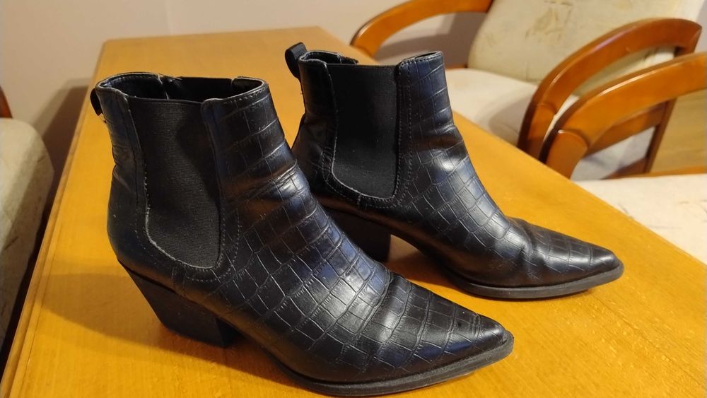 Botki rozmiar 39