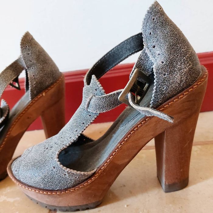 Sandálias de salto Xuz