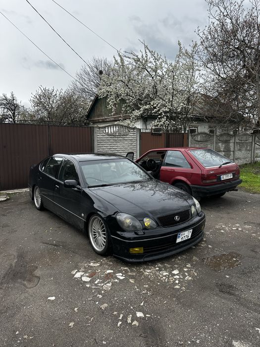 Продам лексус gs 300