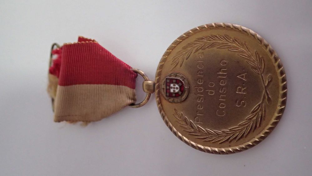 Medalha de peito da Presidência do Conselho S.R.A.
