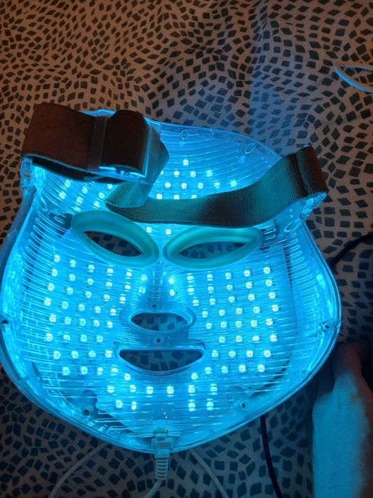 Unicskin Uniclead Máscara Coreana para o Rosto com Luz LED