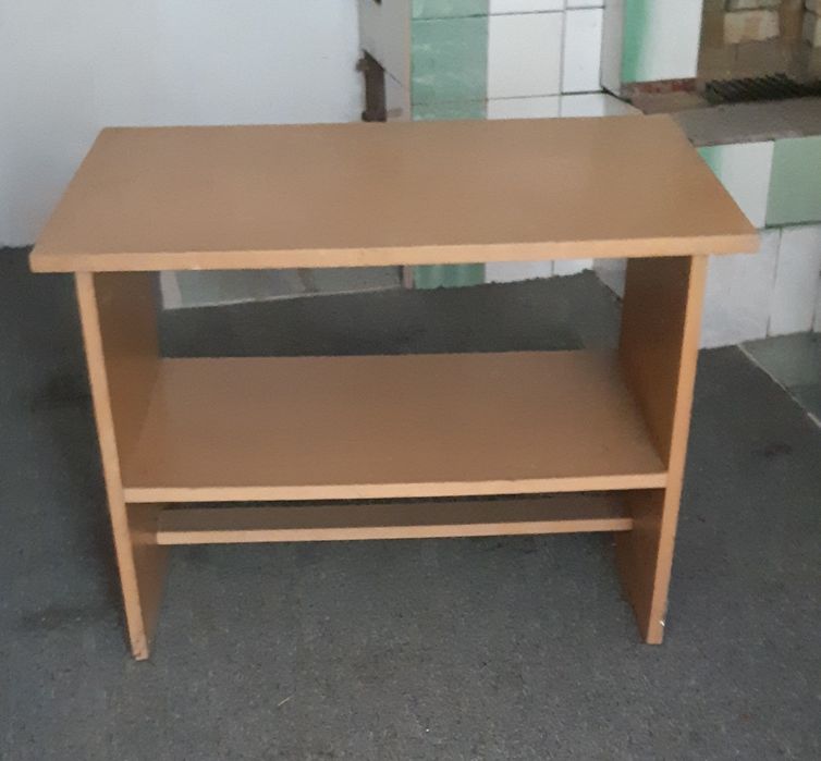 Мякий куток для кухні, табуретки, вішалка, стіл кухонний,журнальний