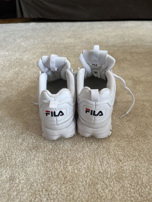 Buty Fila białe.
