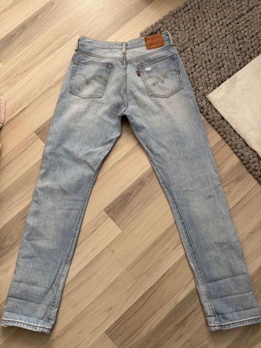 Jeansy Levis 501 jasne