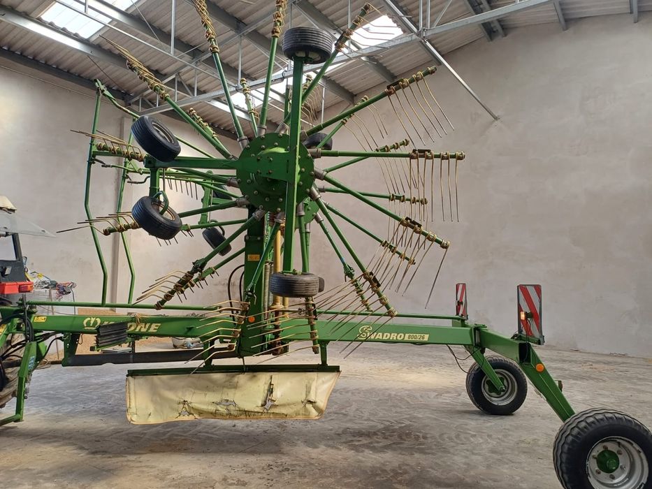Zgrabiarka karuzelowa Krone Swadro 800/26 Orpiszew • OLX.pl
