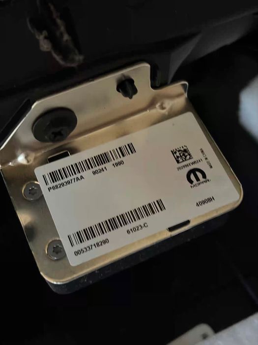 deska rozdzielcza Dodge challenger oryginalna bezwypadkowa bez wystrzału