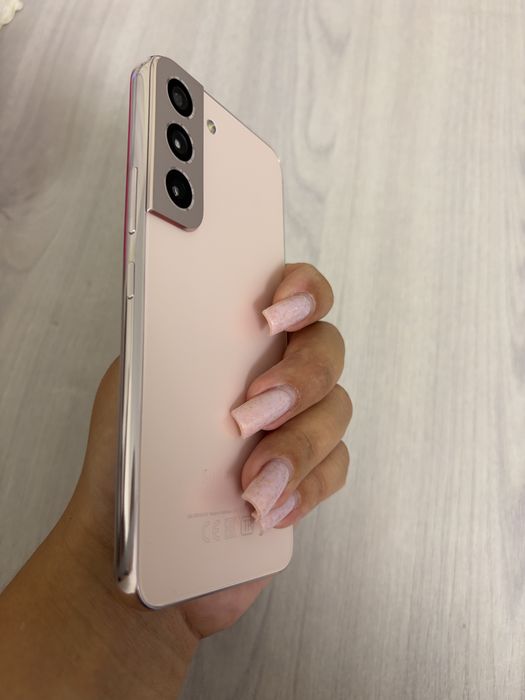 Телефон Samsung s 22
