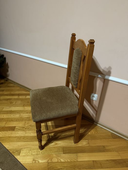 Крісло деревʼяне