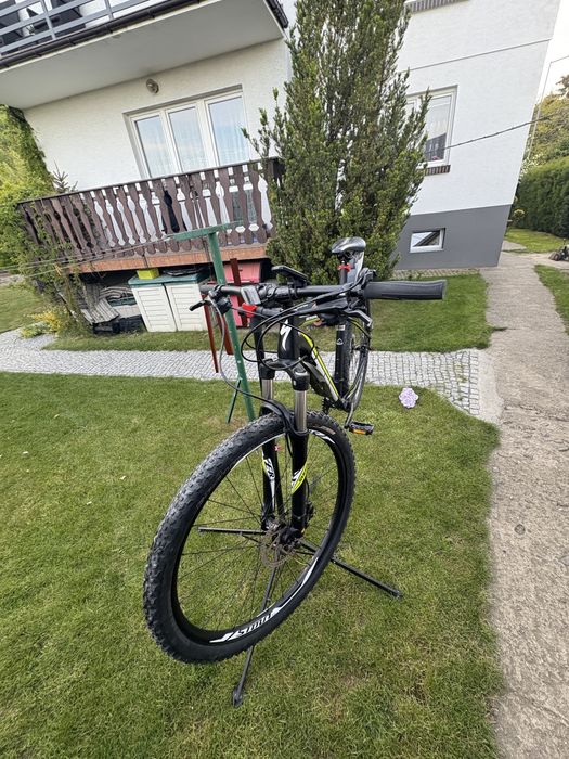 Specialized rockhopper expert 29