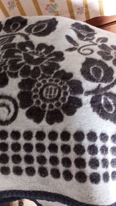 Cobertor quente pouco uso