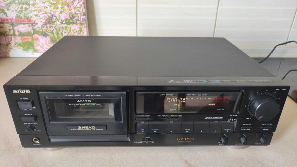 Продам кассетную деку Aiwa AD-F810