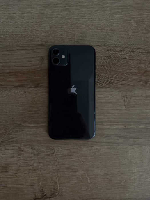 iPhone 11 128GB Preto