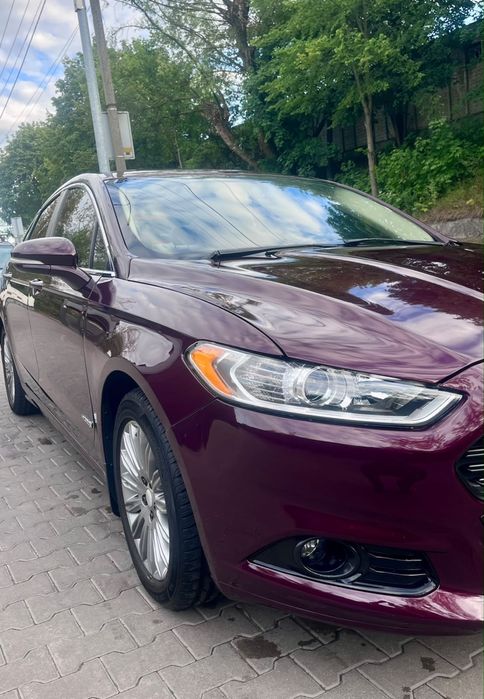 Ford Fusion Форд Фюжин Гібрид
