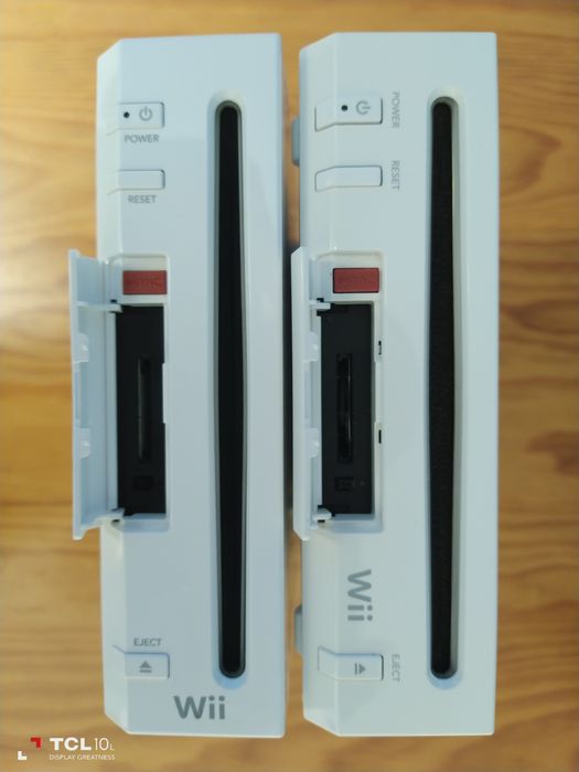 Nintendo Wii White Console + Connection Cables64354201659907123