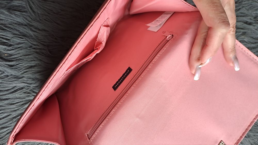 Nowa torebka kopertówka łosoś