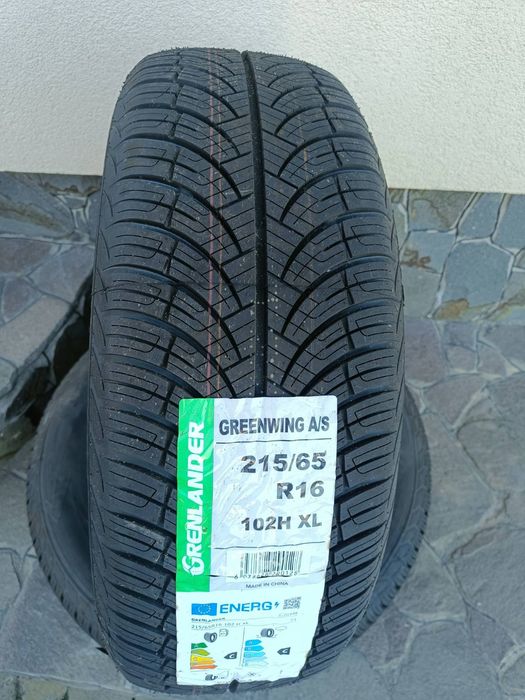 Нова гума 215/65 R16 M+S