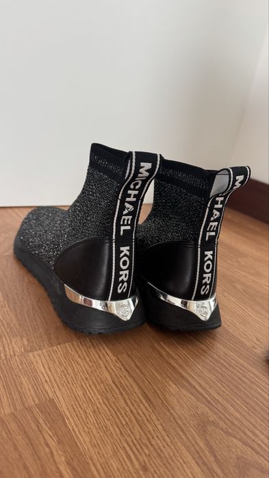 Botins /ténia michael kors 36