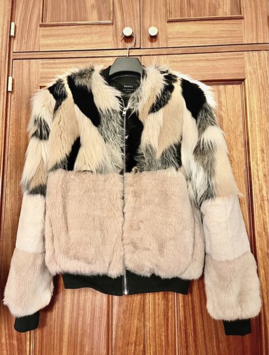 Casaco de Pêlo - completamente NOVO - XS