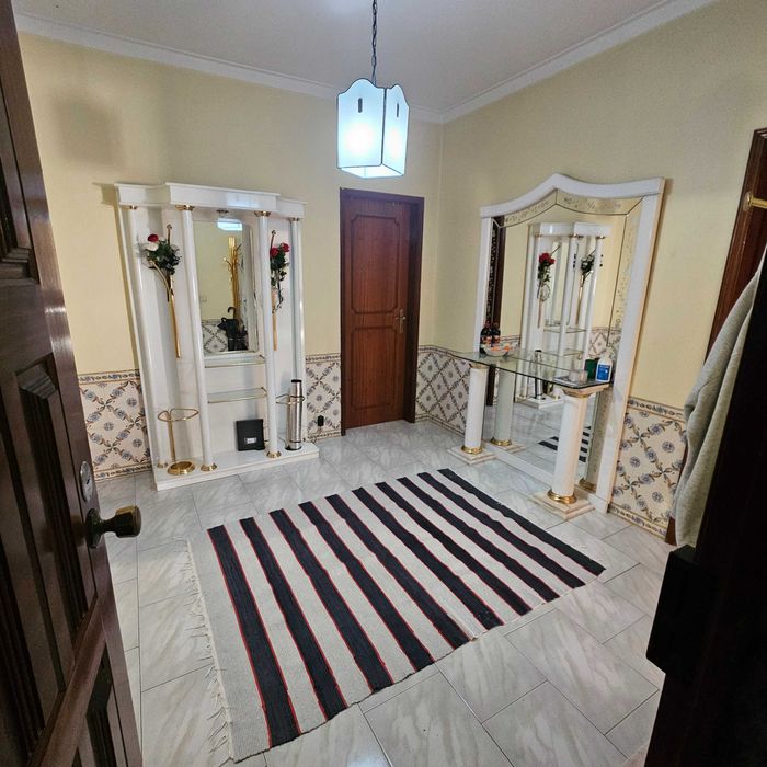Quarto para arrendar