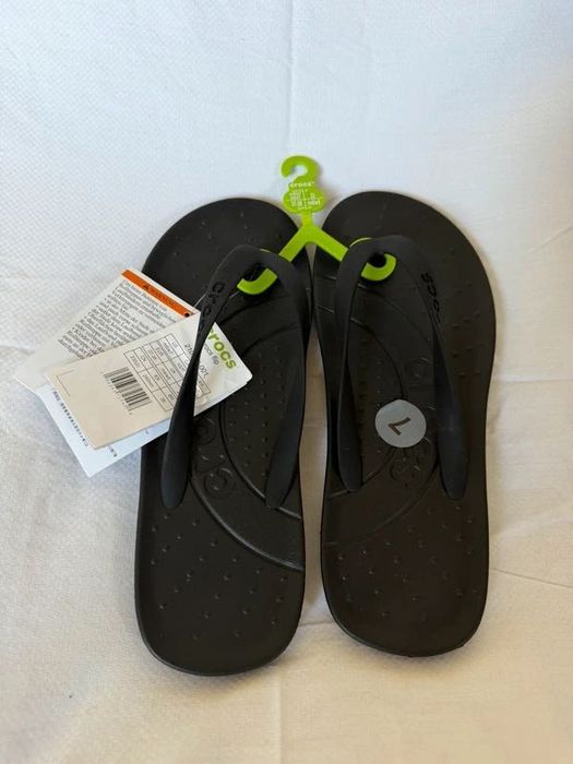 Chinelos Crocs Originais Novos com Etiqueta 37\-38