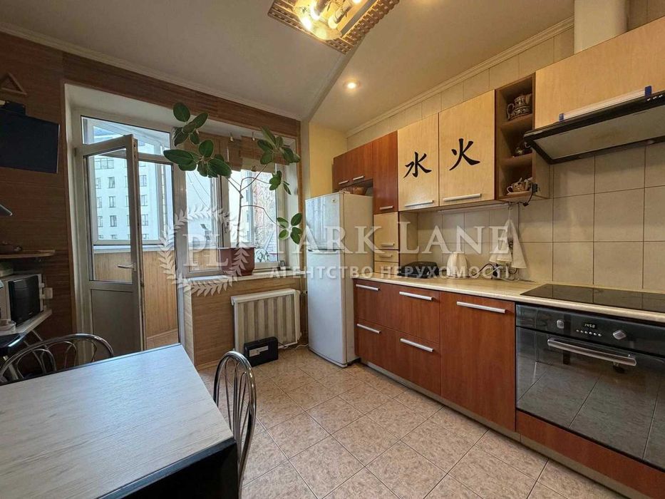 Apartment in Kyiv, 7-y mikrorayon Osokorkiv, Osokorky - View 4