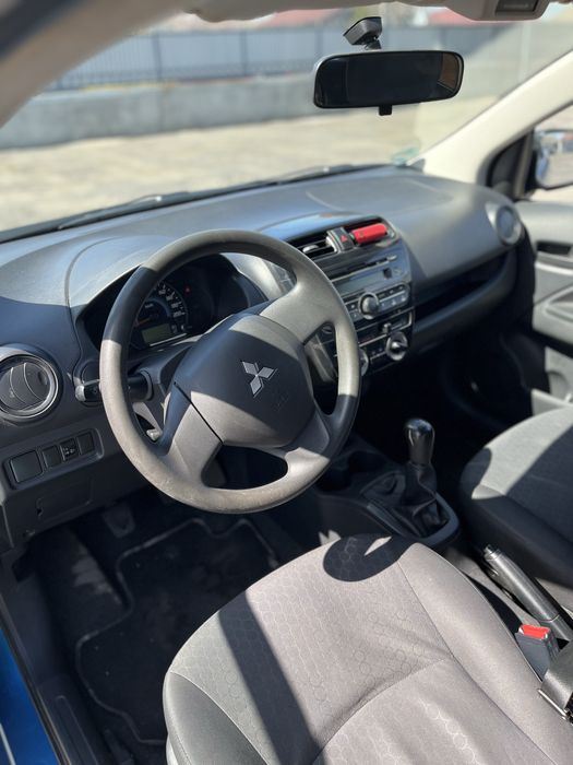 Mitsubishi Space Star 2014 року