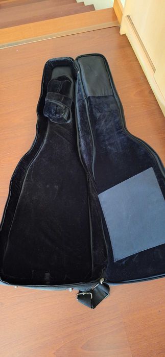 Mochila almofadada em veludo por dentro para guitara elétrica