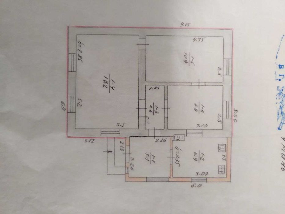 продається будинок в хорошому місці