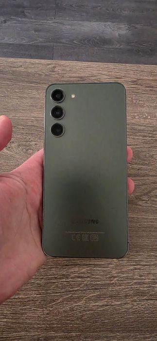 Продам Samsung s23 plus 8 на 256gb